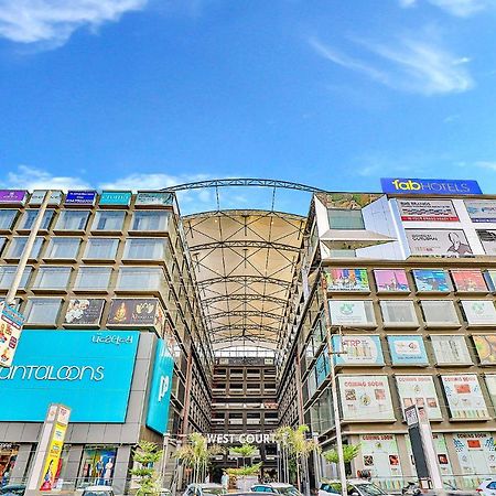 Fabhotel Parkland A Ахмедабад Екстериор снимка